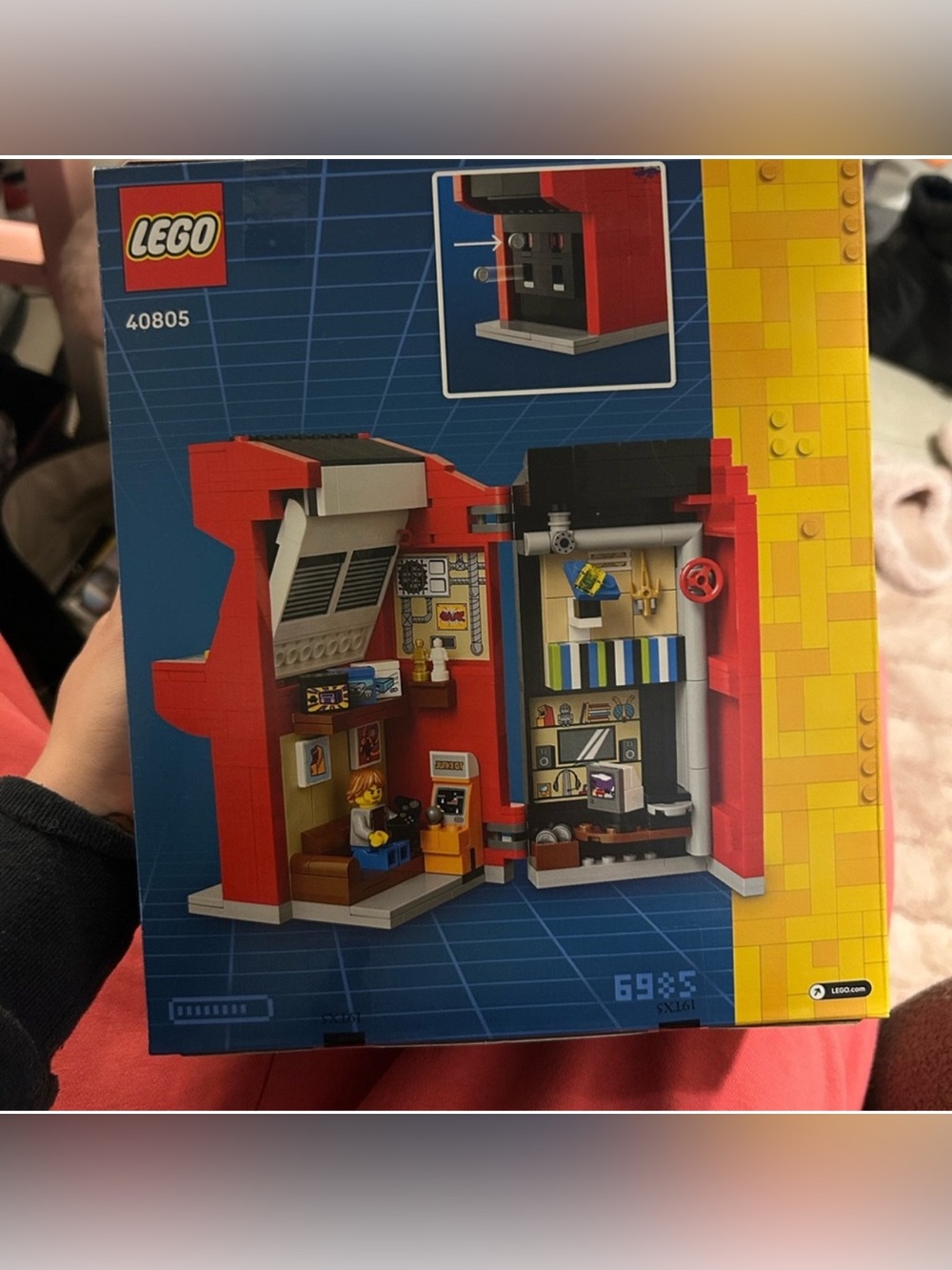 Lego Red Arcade Machine Building Set - Picture 3 of 5